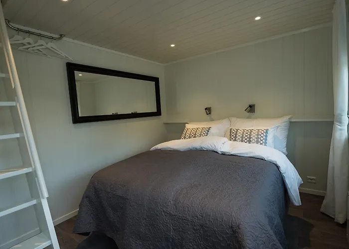 Krogeneslaven Microtel מוטל 3*