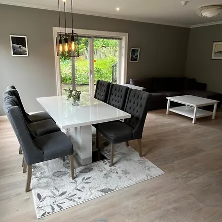 Krogeneslaven Microtel 3* Arendal